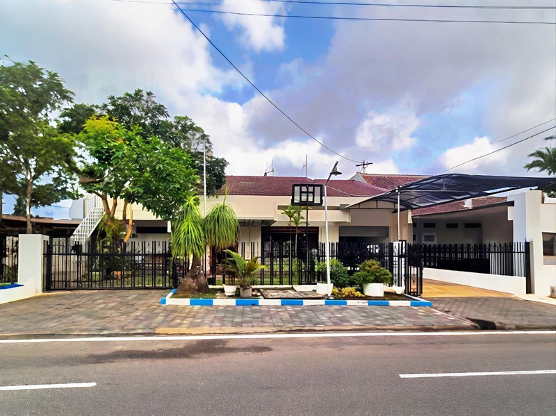 Jual Rumah Strategis di Kupang Indah Surabaya Barat