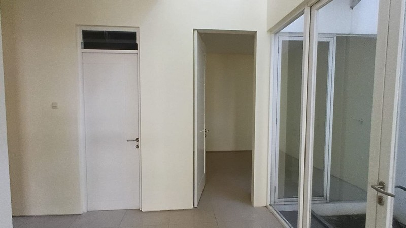 Jual Rumah Murah 2 Lantai di Surabaya Barat Royal Residence