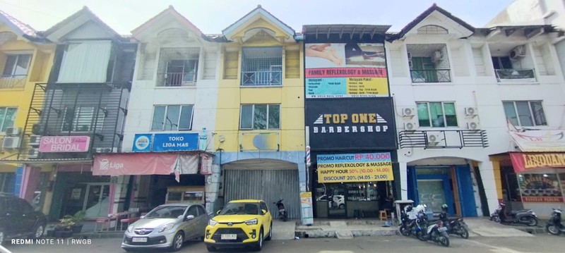 Dijual Ruko Pinggir Jalan di Karawaci Tangerang Banten Victoria Park, Lokasi Strategis, Murah Siap Huni