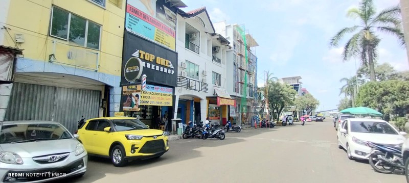 Dijual Ruko Pinggir Jalan di Karawaci Tangerang Banten Victoria Park, Lokasi Strategis, Murah Siap Huni