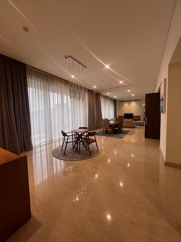 4BR Apartment di The Pakubuwono Spring