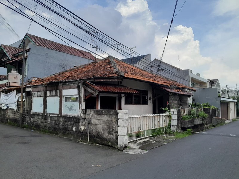 Rumah Tua Hitung Tanah 193 m² SHM Dekat MRT Fatmawati - Jl Cilandak Belakang CITOS