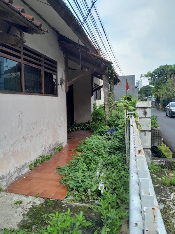 Rumah Tua Hitung Tanah 193 m² SHM Dekat MRT Fatmawati - Jl Cilandak Belakang CITOS