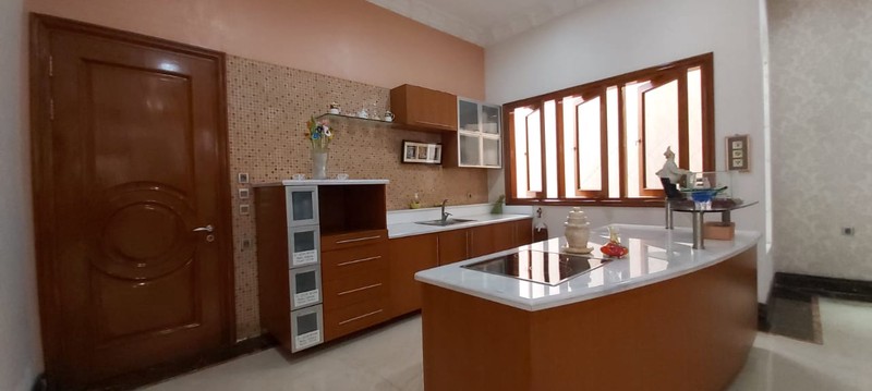 Rumah Mewah Di Villa Gading Indah