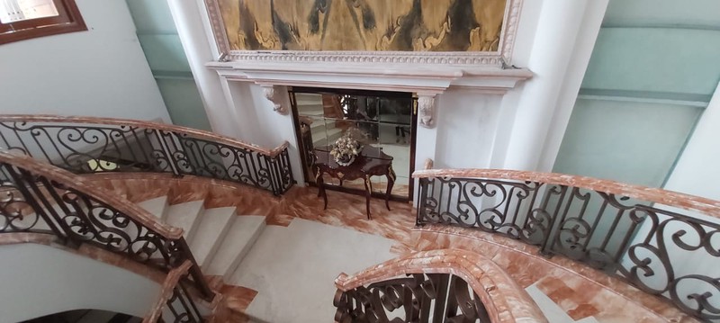 Rumah Mewah Di Villa Gading Indah