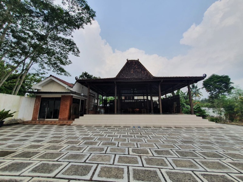 Rumah dg Joglo Berlahan Luas di Jl. Turi km.3, Sleman - DI.Yogyakarta
