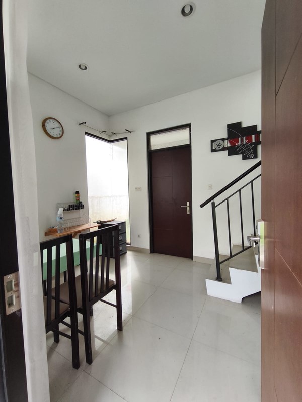 AFFORDABLE! Rumah Cantik 2 Lantai di Bandung City Light, Padasuka, Bandung!