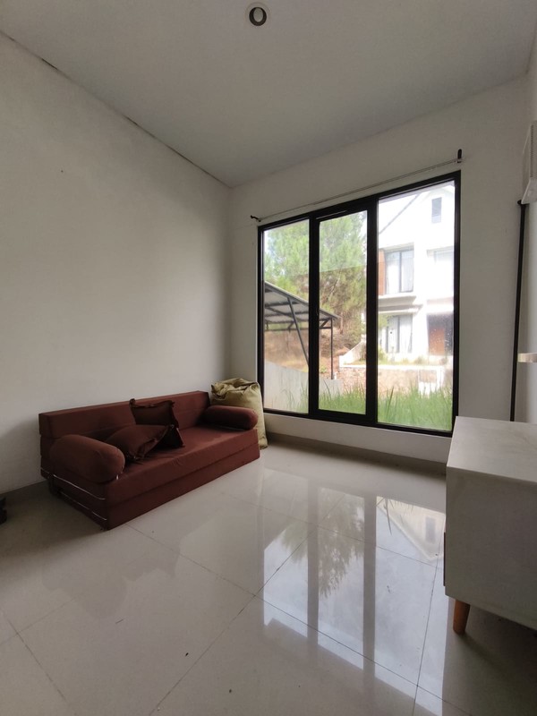 AFFORDABLE! Rumah Cantik 2 Lantai di Bandung City Light, Padasuka, Bandung!