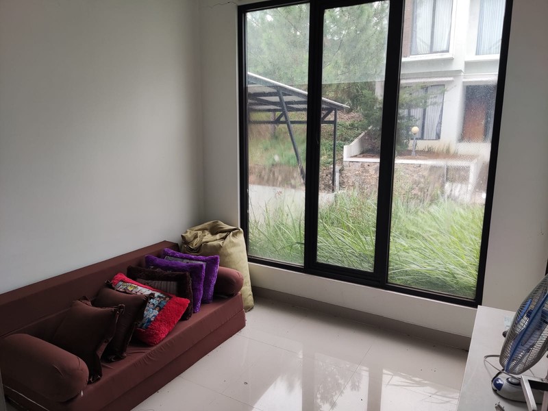AFFORDABLE! Rumah Cantik 2 Lantai di Bandung City Light, Padasuka, Bandung!