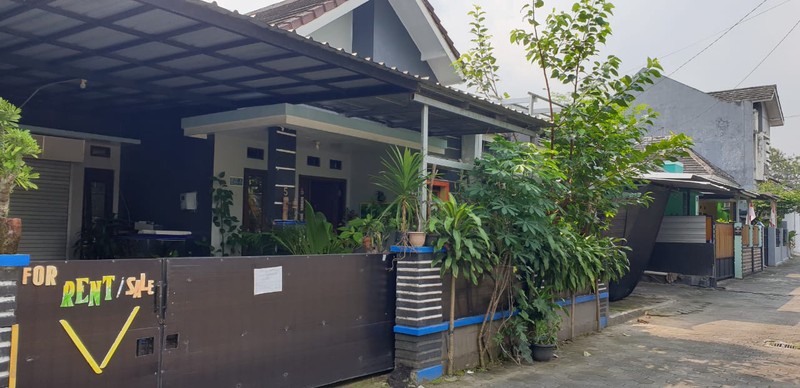 RUMAH SIAP HUNI DI PERUM MANGGALA ASRI 1