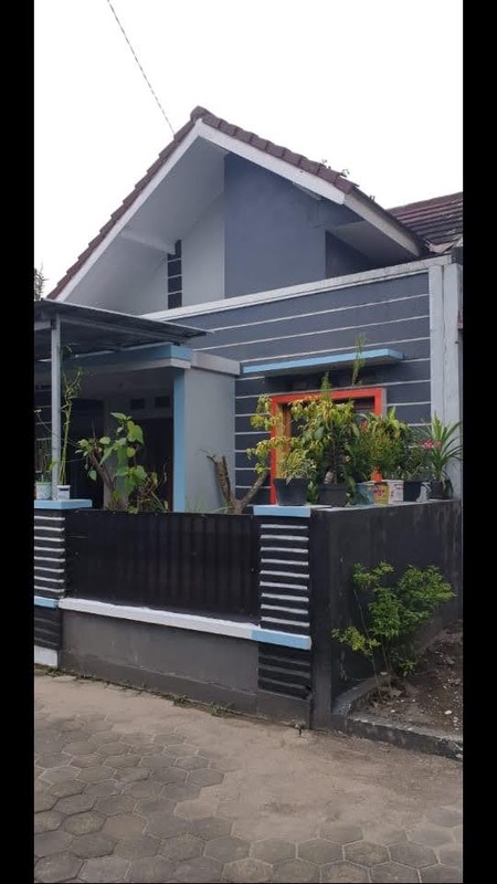 RUMAH SIAP HUNI DI PERUM MANGGALA ASRI 1