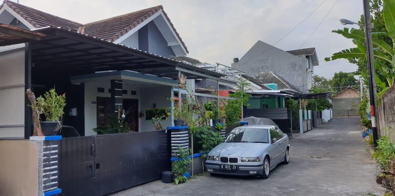 RUMAH SIAP HUNI DI PERUM MANGGALA ASRI 1
