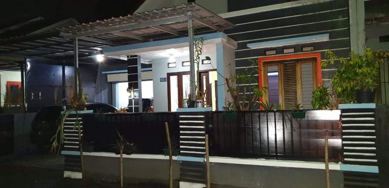 RUMAH SIAP HUNI DI PERUM MANGGALA ASRI 1