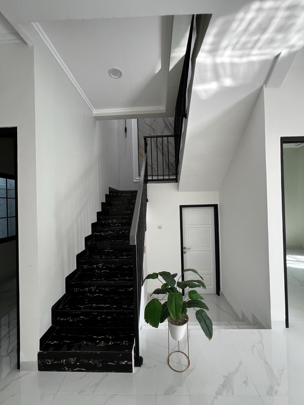 Rumah 2 Lantai Baru di Kencana Loka,  dekat sekolah Cikal, St John BSD