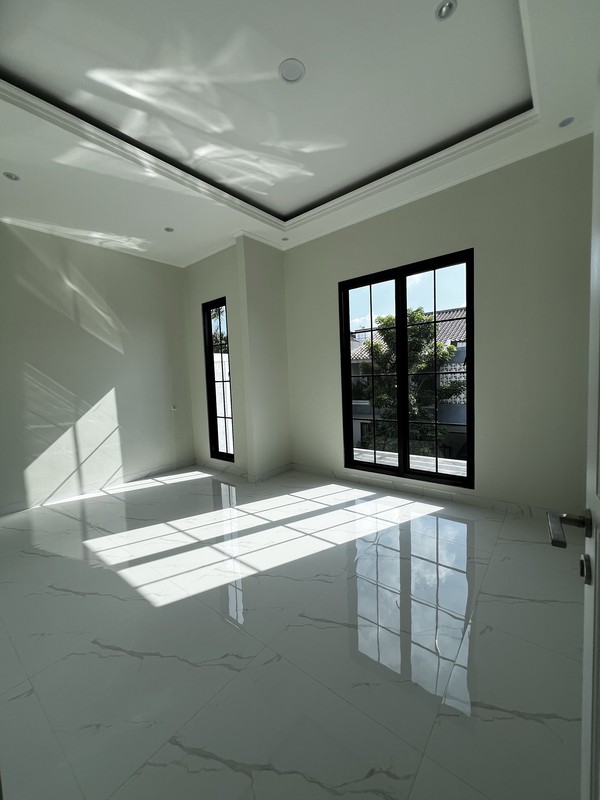 Rumah 2 Lantai Baru di Kencana Loka,  dekat sekolah Cikal, St John BSD