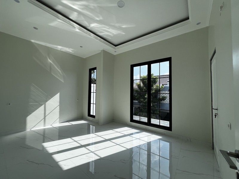 Rumah 2 Lantai Baru di Kencana Loka,  dekat sekolah Cikal, St John BSD