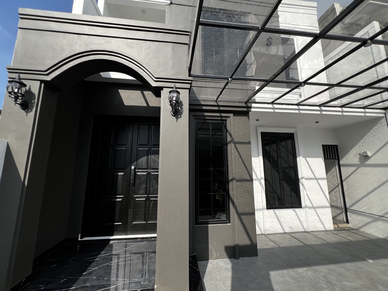 Rumah 2 Lantai Baru di Kencana Loka,  dekat sekolah Cikal, St John BSD