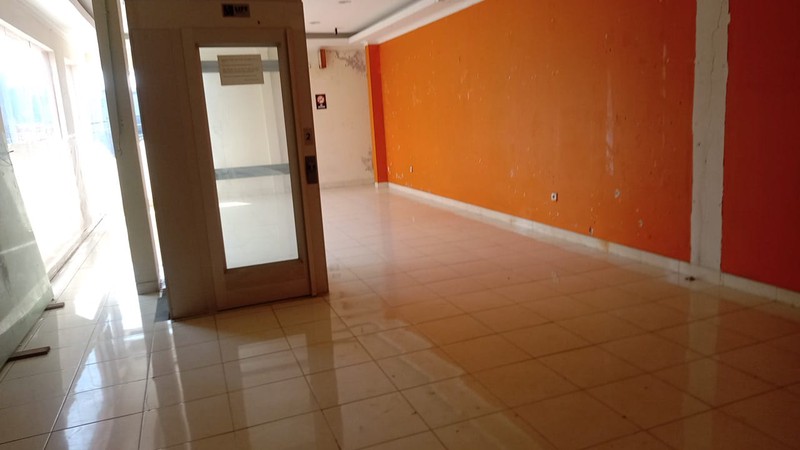 Ruko Hoek 3 Lantai Parkir Luas + Lift - Urbana Place Ciputat Tangsel Cocok Klinik, Gym, Kantor