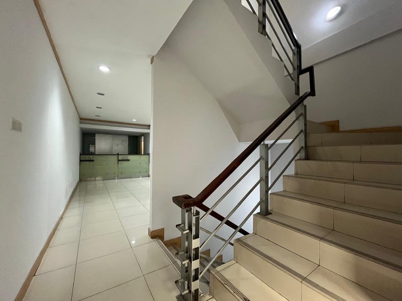 Kantor for Rent in Jakarta Selatan, DKI Jakarta (Ruko 4 Lantai Disewakan Lokasi di Radio Dalam, Kebayoran Baru-Jaksel)