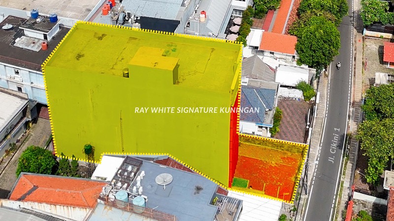 Gedung Komersial di Kawasan Cikini, Menteng