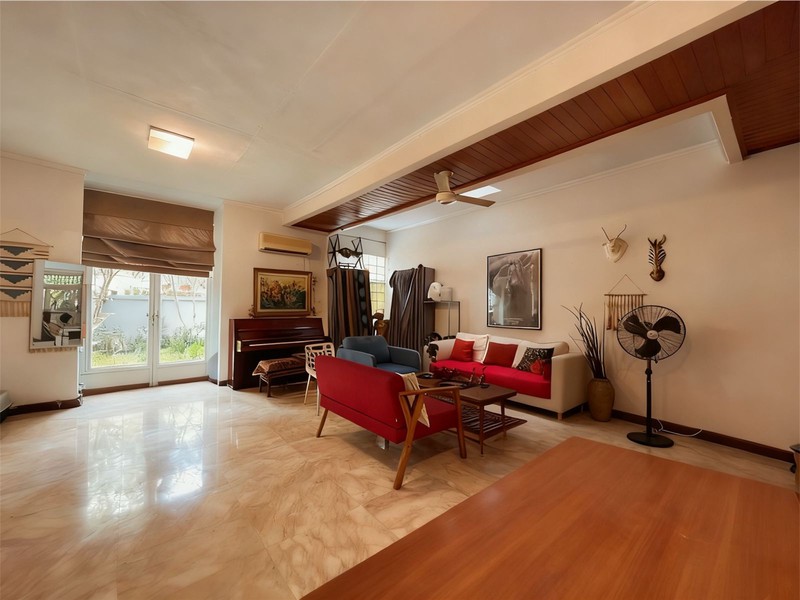 Dijual Rumah di Pondok Indah dekat Bukit Golf 