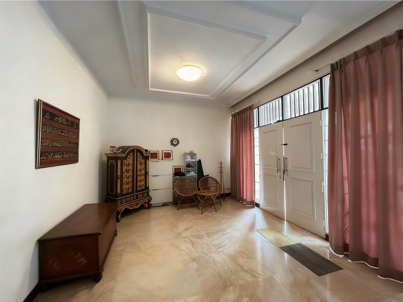 Dijual Rumah di Pondok Indah dekat Bukit Golf 