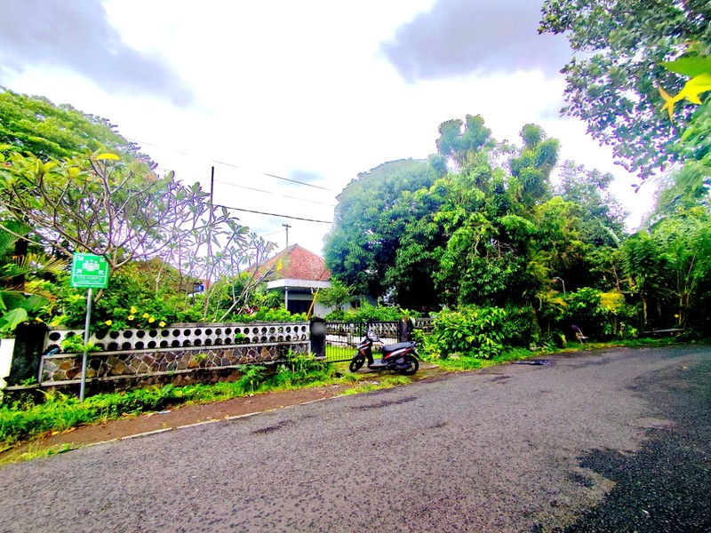 Aset  Tanah & Bangunan Klasik Luas Hanya Selangkah ke Tugu Jogja & Kawasan Bisnis Monginsidi, Tegalrejo, Yogyakarta