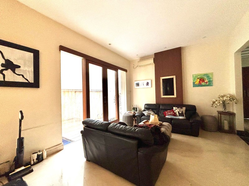 Dijual rumah Jln Tumaritis