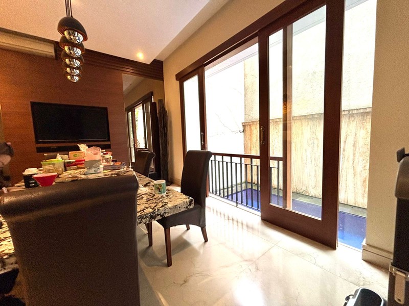 Dijual rumah Jln Tumaritis