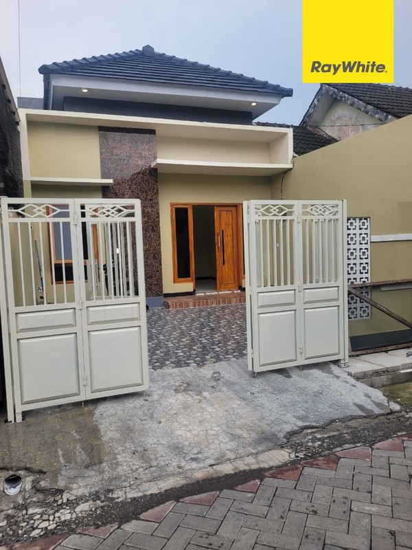 Dijual Rumah di Pondok Manggala Wiyung Surabaya