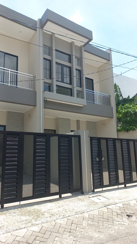 RUMAH KEMBAR NEW GRESS WISMA MUKTI SIAP HUNI, Surabaya Timur