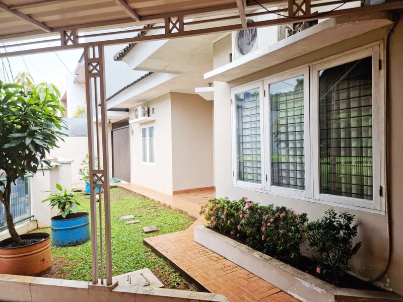 Rumah Bagus, Bangunan kokoh, Bebas Banjir di Graha Bintaro