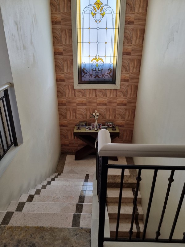 Jual Rumah Cantik 2 Lantai Wisata Bukit Mas Cluster Venesia Surabaya Barat