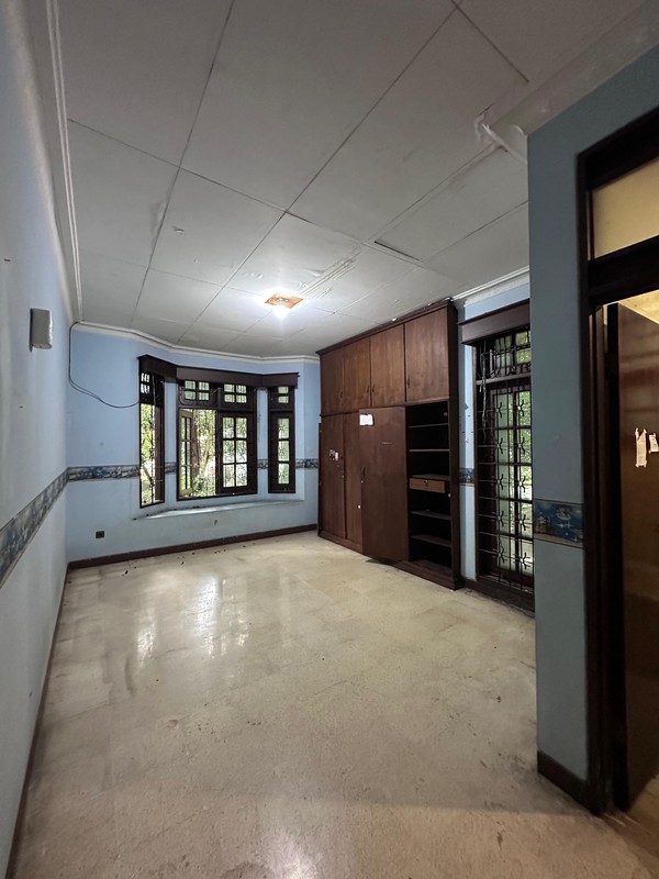 Turun Harga Rumah Pondok Indah 