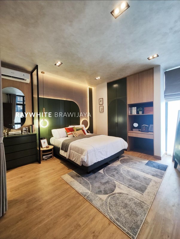 Brand New Townhouse Area Kebayoran Baru Lokasi Strategis 