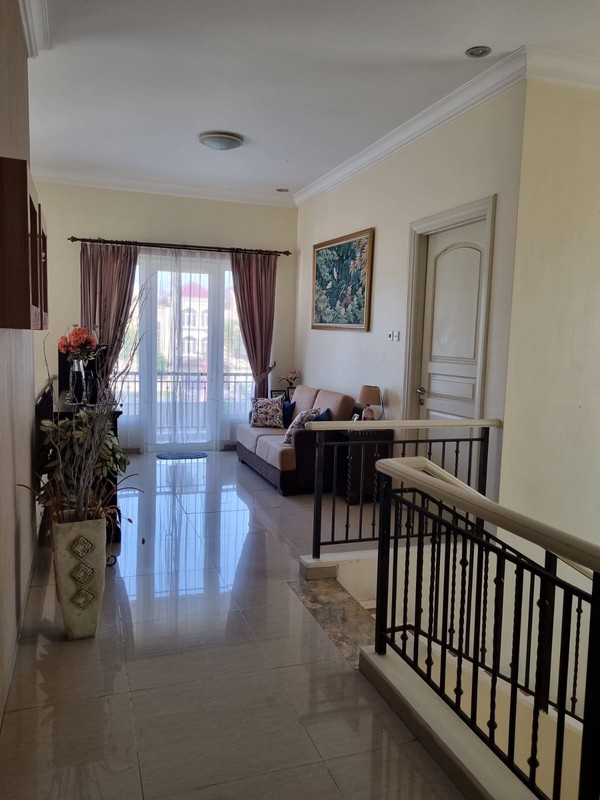 Jual Rumah Wisata Bukit Mas Cluster Venesia Surabaya Barat