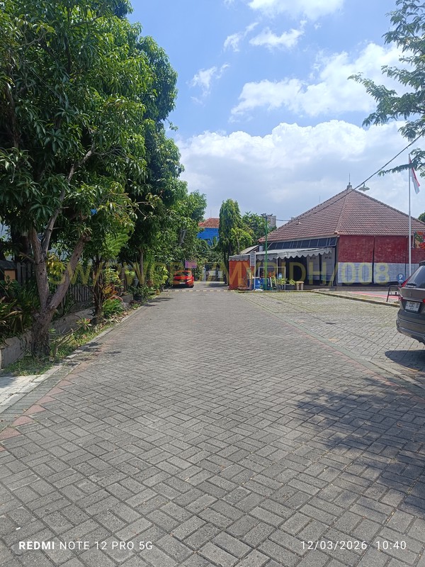 Dijual Rumah Luas, Ekonomis, Strategis di Manyar Surabaya Timur Dekat Untag, Nginden, MERR, Kertajaya