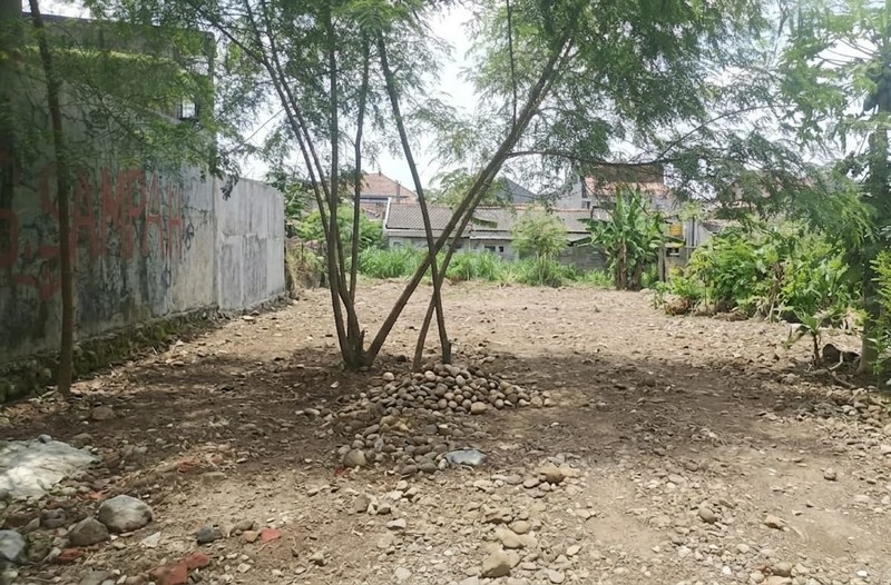 Dijual Murah Tanah Strategis, di Samping Kampus Universitas Terbuka, Cireundeu,  Pondok Cabe.