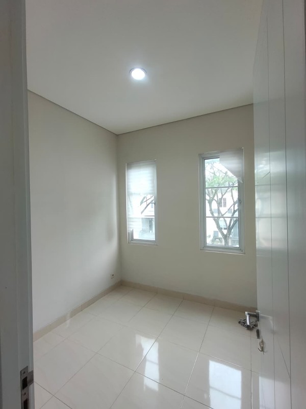 for Rent Vanya park Azzura BSD 