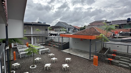 Dijual Ruang Usaha/ Café dengan Lahan Luas Menteng Dalam, Jaksel 