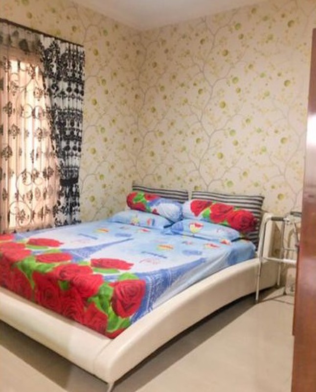 Rumah Hook Wisata Bukit Mads Cluster Luxembourgh Surabaya Barat