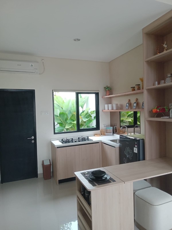 "Tropiska Harmoni Park: Oase Tropis di Jantung Kota Bekasi."