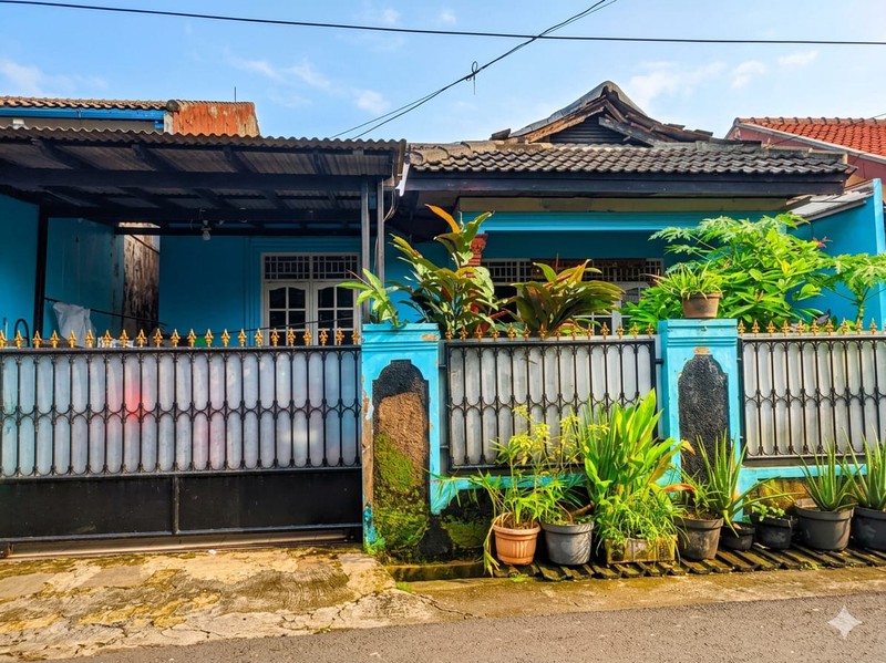 Rumah Klasik Nyaman di Petukangan - Lokasi Strategis Pesanggrahan, Jakarta Selatan