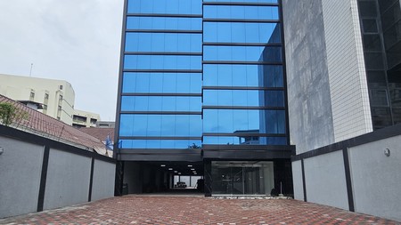 Gedung Kantor Strategis 6.5 Lantai di Jantung Menteng Jakarta Pusat