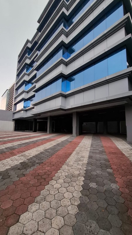 Gedung Komersial Potensial di Lebak Bulus Jakarta Selatan dekat Tol