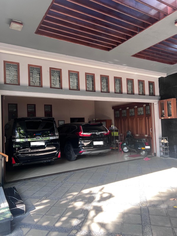 Dijual Rumah Mewah di Cipayung Dekat Tol JORR