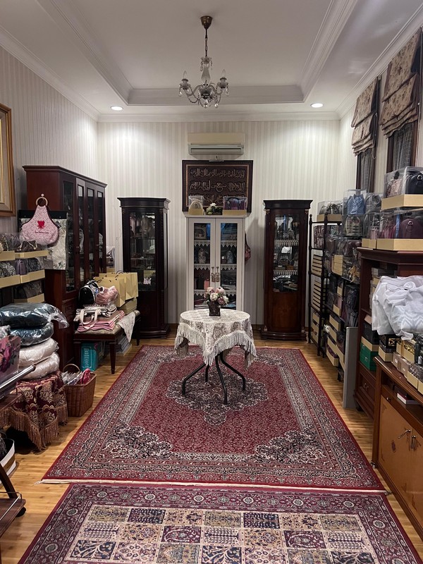 Dijual Rumah Mewah di Cipayung Dekat Tol JORR