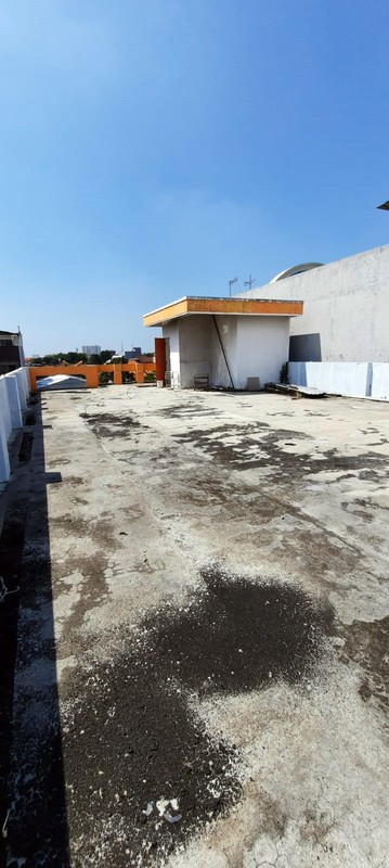 Ruko di Ngagel Jaya Surabaya Timur, 3 Lantai, Strategis, Area Komersil - JK -