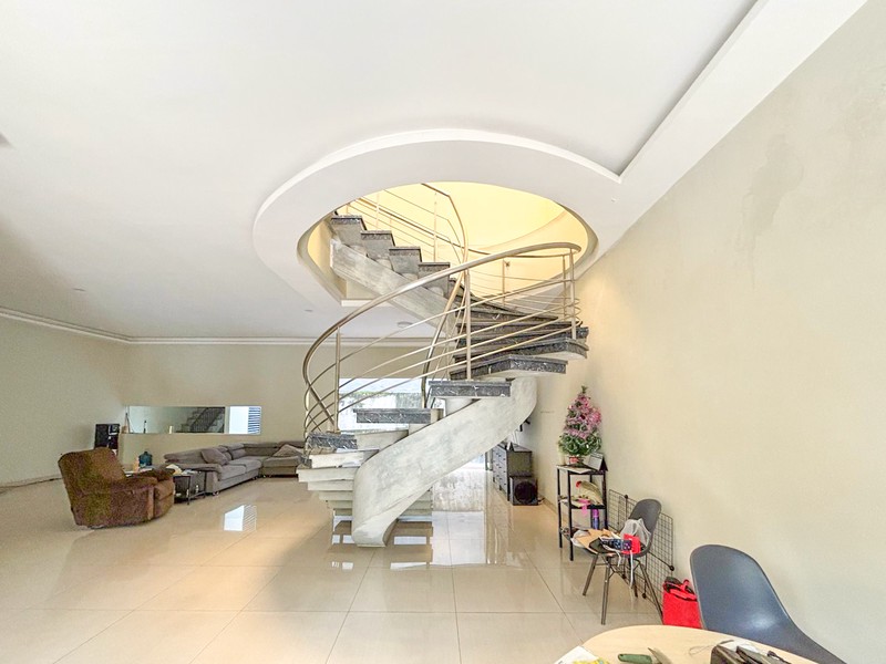 Rumah Nyaman di Pantai Indah Kapuk (PIK).