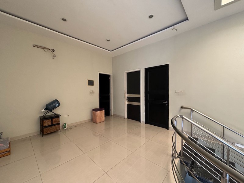 Rumah Nyaman di Pantai Indah Kapuk (PIK).